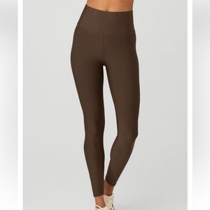Alo 7/8 High-Waist Airlift Legging in Espresso